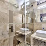 Apartment Appt Vue Exceptionnelle Sur Baie De Cannes