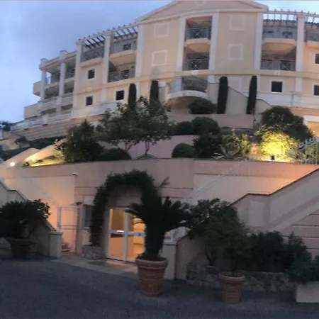Apartment Appt Vue Exceptionnelle Sur Baie De Cannes